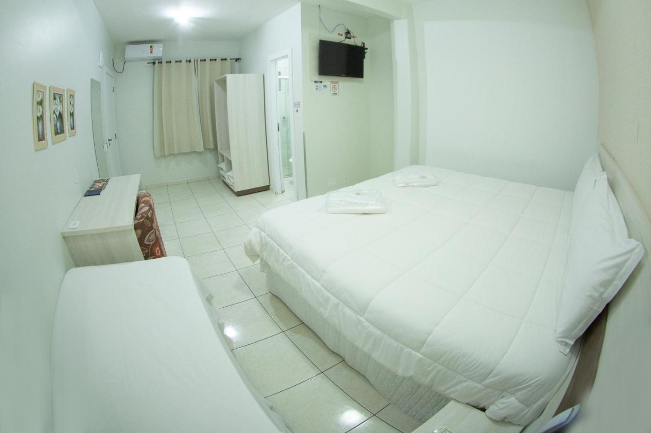 Hotel Sambakia Realeza Екстер'єр фото