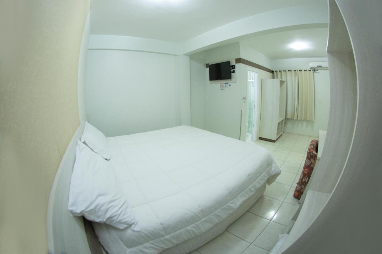 Hotel Sambakia Realeza Екстер'єр фото