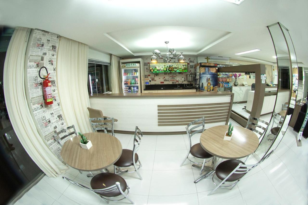Hotel Sambakia Realeza Екстер'єр фото